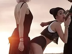 K. L. Gái phim sex trong rap chieu phim