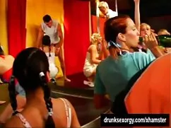 Gái điếm đen là quái chân chiếu phim sex cực hay