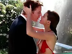 Phụ chiếu phim sex lồng tiếng nữ, mẹ và con