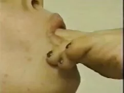 Bà Tất một khó khăn lớn trên ghế chiếu phim heo